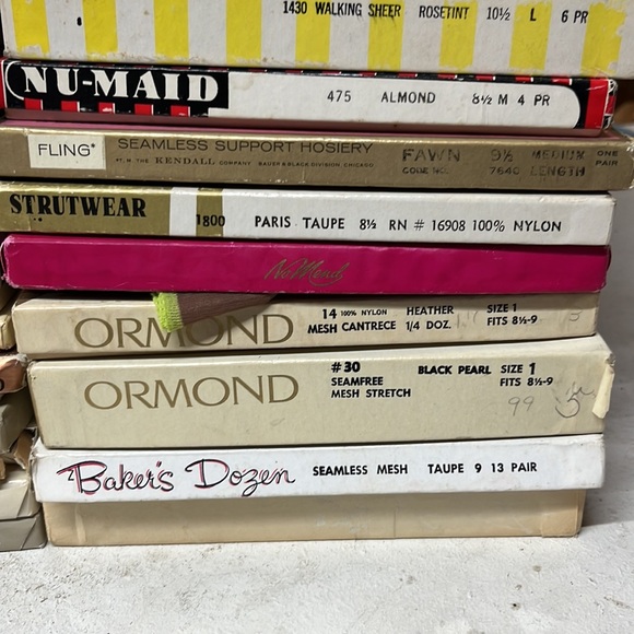 Vintage lot of Tights - Picture 2 of 5